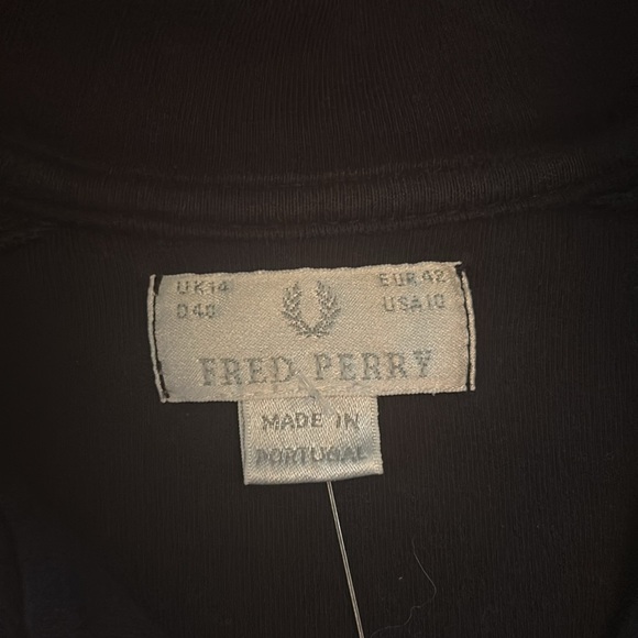 Fred Perry track jacket - Picture 2 of 3